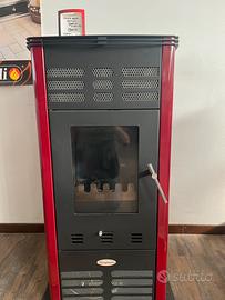 Stufa ibrida legna pellet