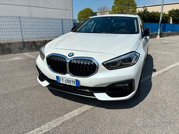 Bmw 118 118i 5p. Sport Aut. - cerchi 19 - nuovo mo
