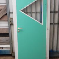 Porta Portoncino con oblo trasparente verde 90x202