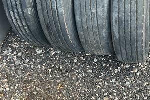 Gomme Michelin 7,50