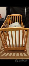 lettino  per bambini in legno + materasso
