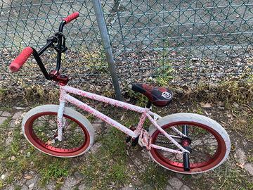 bicicletta bmx