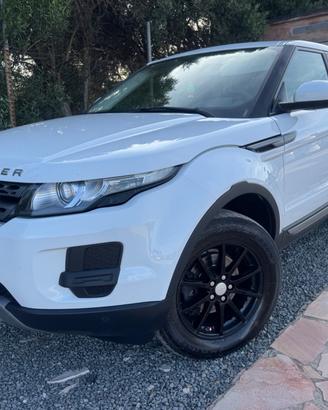 Land Rover Range Evoque 2.2 TD4 5p. Pure