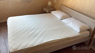 Letto matrimoniale