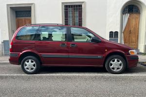 Opel SINTRA 2200 diesel