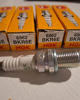 4 candele NGK BKR6E 6962 nuove