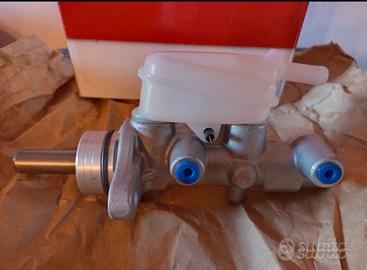 Daihatsu cilindro maestro freno