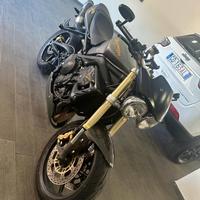 Triumph street triple R