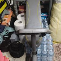 Panca inclinata  con bilanciere domyos