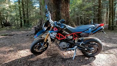 Aprilia Dorsoduro 750 - 2008