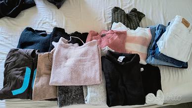 Maglioncini e pantaloni misti