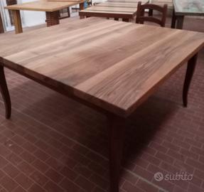 tavolo in legno di noce massello - Arredamento e Casalinghi In vendita a  Vicenza