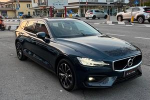 Volvo V60 B4 (d) Geartronic Momentum Business Pro