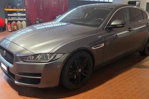 Jaguar XE 2.0 D Turbo aut. Portfolio