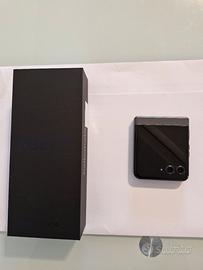 motorola  razr 50 8+256 gn