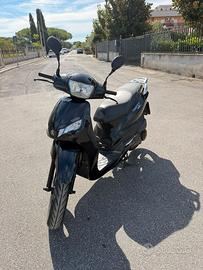 Peugeot Tweet 125 Active Nero - 2023 - 14.372 km