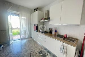 4 LOCALI A SESTRI LEVANTE