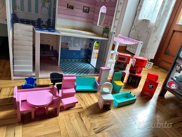 casetta bambole in legno