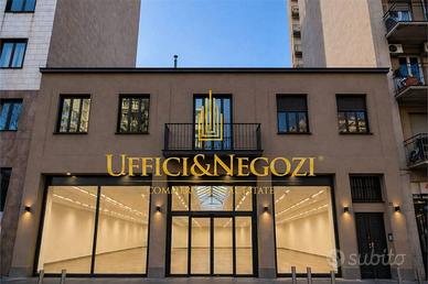 Palazzo / Stabile di 1120 m² con più di 5 locali a