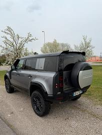 Defender 110 black pack elite
