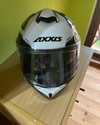 Casco Axxis