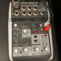 Mixer Behringer