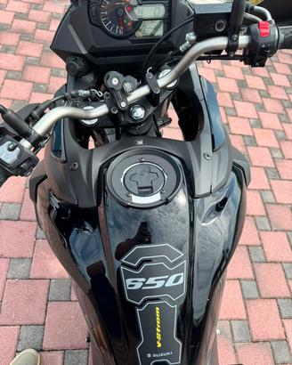Suzuki V-Strom 650