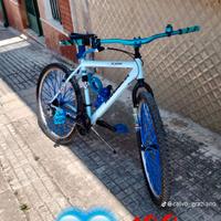 bicicletta mountain bike