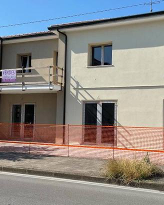 Immobile di 85 m² con 2 locali a Pieve a Nievole