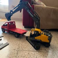 Escavatore Volvo radiocomandato in metallo