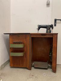 Macchina da cucire Singer 15M