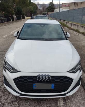 Audi A3 Sportback Business 30 TDI  my 2026