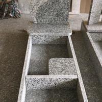 Monumenti funebri/tombe/arte funeraria