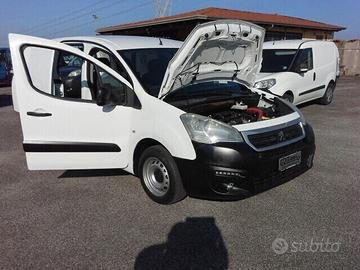 PARNER 1.6 HDI coibentato Nuovo + Frigo nuovo