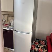 Frigorifero Ariston A+ no Frost