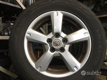 Cerchi e gomme termiche Toyota Rav 4 2009