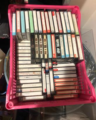 Blocco di 80 audiocassette