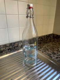 Bottiglie acqua NaturaSi