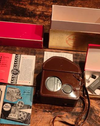 Cinepresa antica vintage. videocamera fotocamera 
