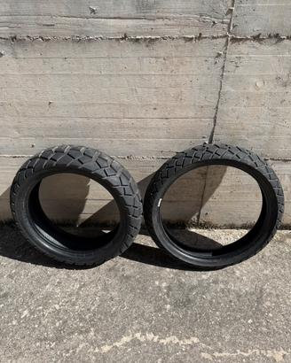 Gomme Continental TKC70 rocks