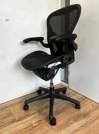 Herman Miller Aeron full-optional con posture-fit