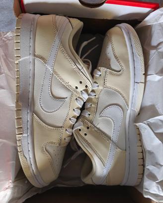 Nike Dunk Low Coconut taglia 40.5