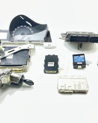 KIT CHIAVE TOYOTA IQ 1° Serie 212000-6731 (09>)