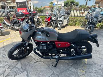 Moto Guzzi V7