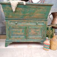 Antica madia  restaurata anticata effetto decape' 