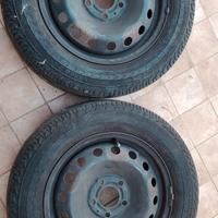2 cerchi e gomme per furgone Vivaro/trafic 