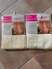 Coppia di tende