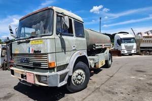 Fiat 190/30 con cisterna calabrese