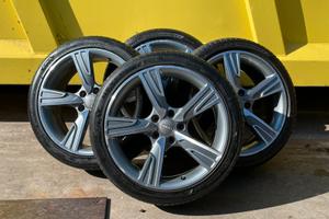 Cerchi in lega R18 bi colore