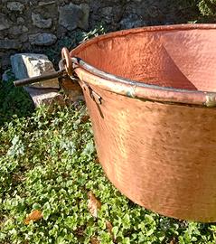 Antico paiolo in rame battuto a mano - 70 litri